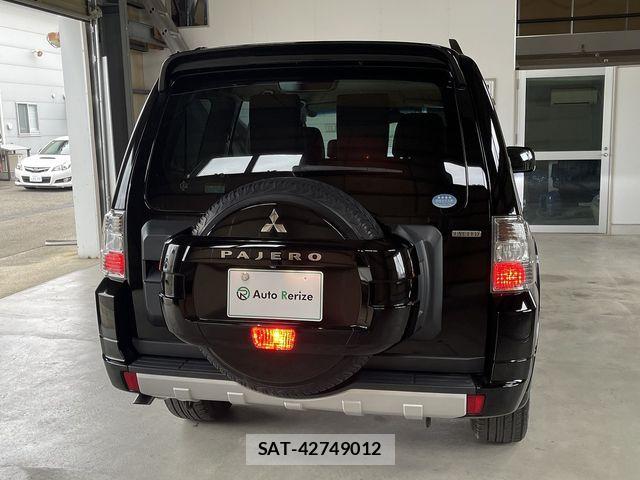 Mitsubishi PAJERO 2012-10 7727040-20
