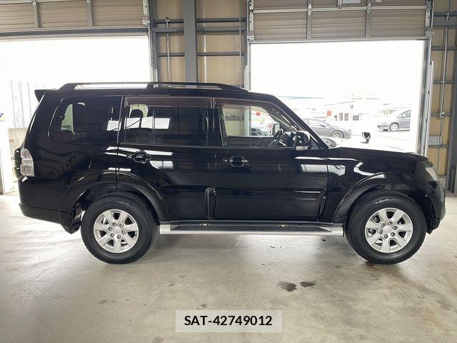 Mitsubishi PAJERO 2012-10 7727040-6