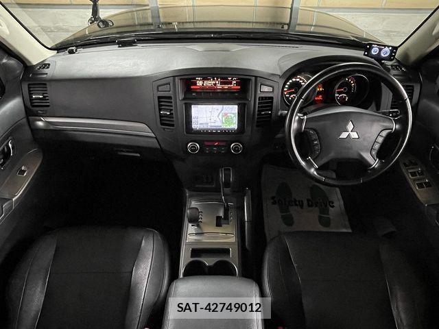 Mitsubishi PAJERO 2012-10 7727040-7