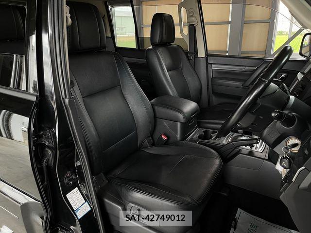 Mitsubishi PAJERO 2012-10 7727040-8