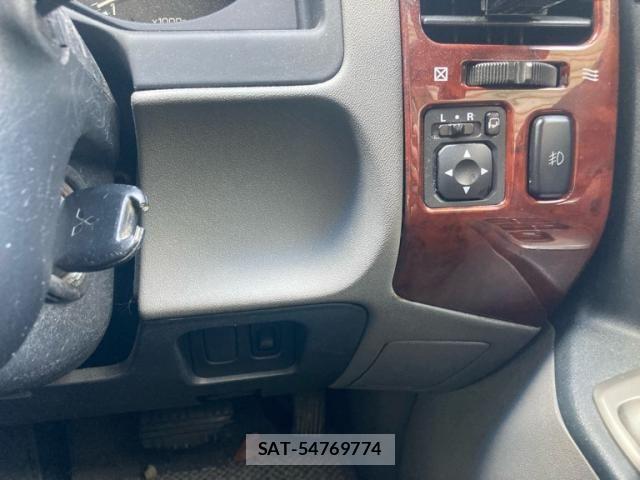 Mitsubishi PAJERO 2005-06 7788099-24