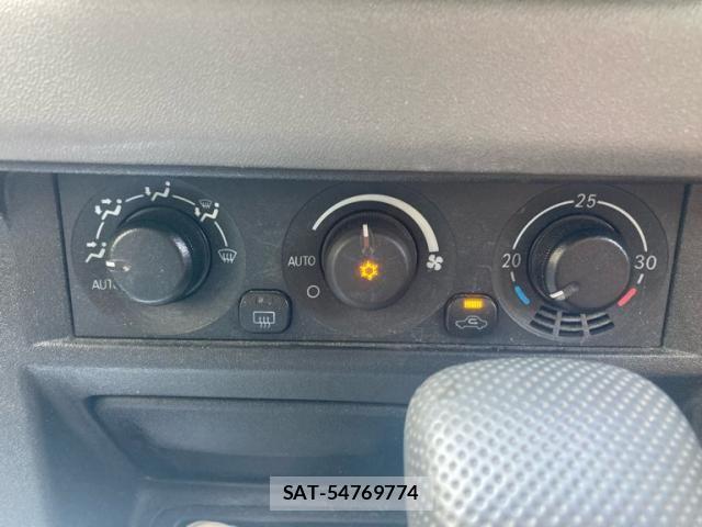 Mitsubishi PAJERO 2005-06 7788099-25