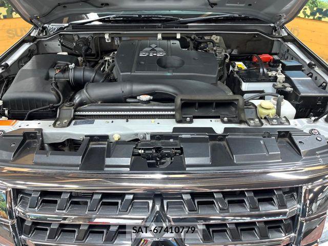 Mitsubishi PAJERO 2019-03 7788098-18