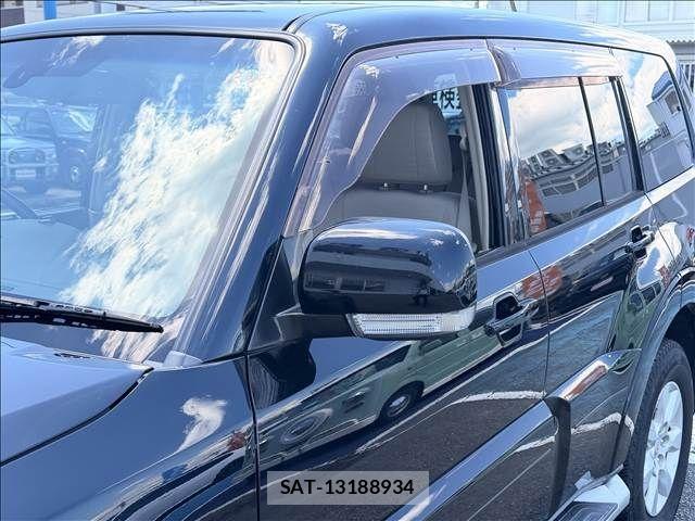 Mitsubishi PAJERO 2009-04 7878711-12