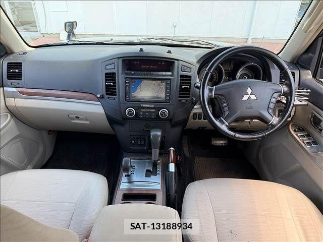 Mitsubishi PAJERO 2009-04 7878711-21