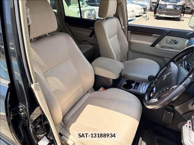Mitsubishi PAJERO 2009-04 7878711-24