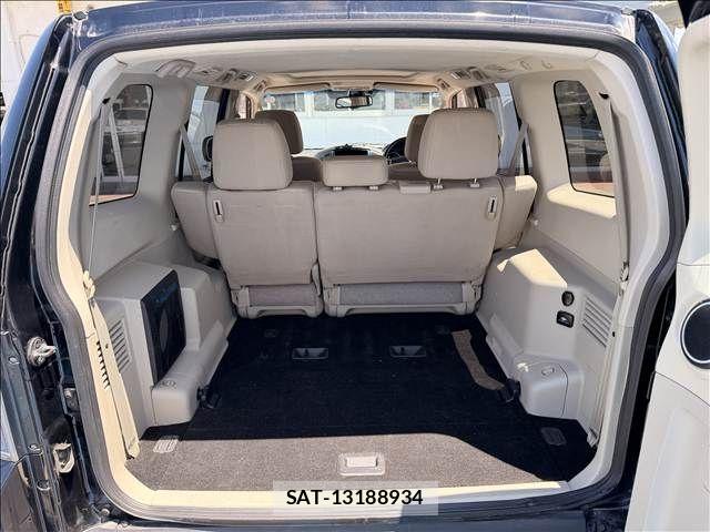 Mitsubishi PAJERO 2009-04 7878711-29