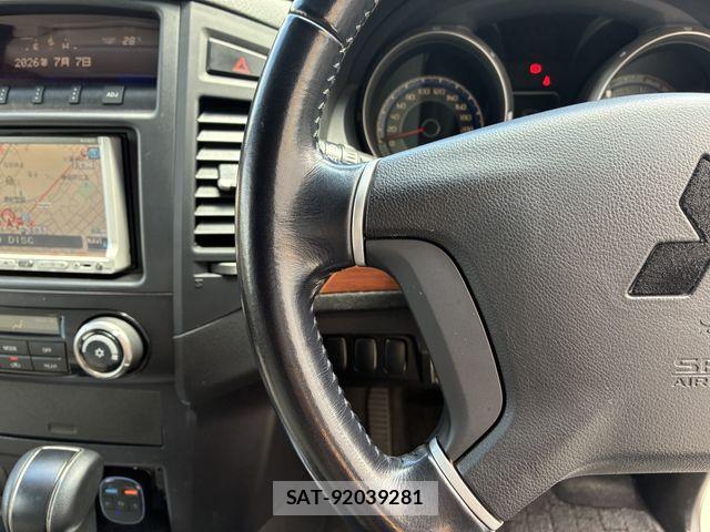 Mitsubishi PAJERO 2008-11 7963245-10
