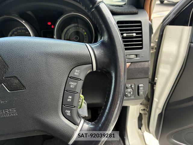 Mitsubishi PAJERO 2008-11 7963245-11