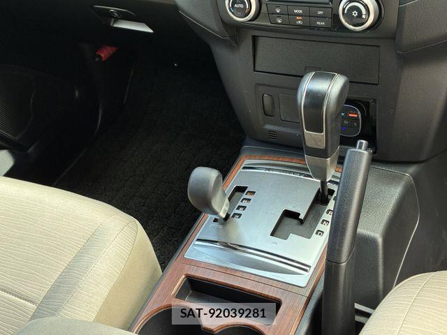 Mitsubishi PAJERO 2008-11 7963245-7