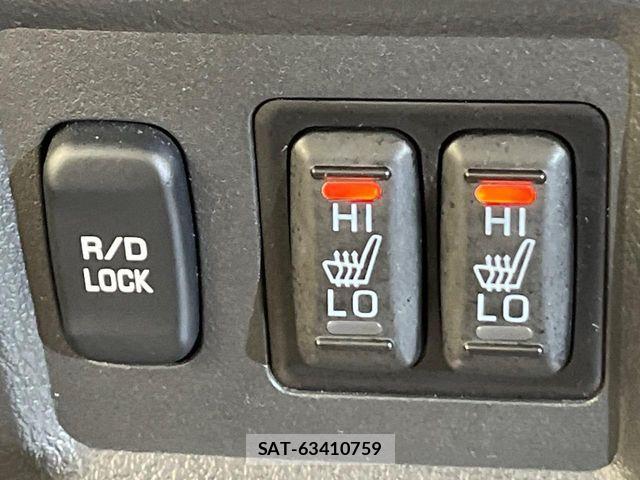 Mitsubishi PAJERO 2013-10 7963242-7