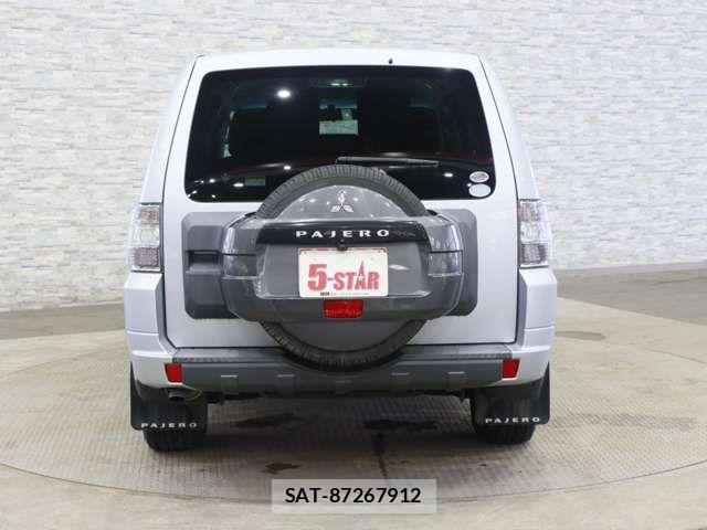 Mitsubishi PAJERO 2011-01 7980527-9