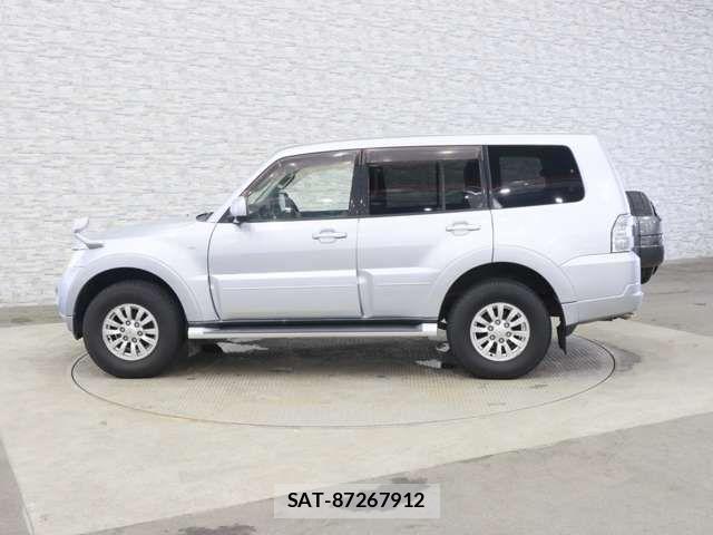 Mitsubishi PAJERO 2011-01 7980527-7