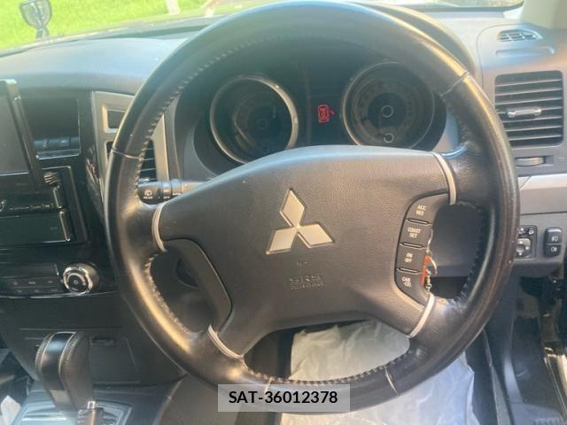 Mitsubishi PAJERO 2017-10 7980526-16