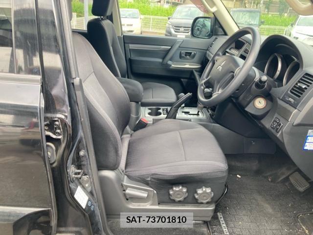 Mitsubishi PAJERO 2015-12 8037541-21