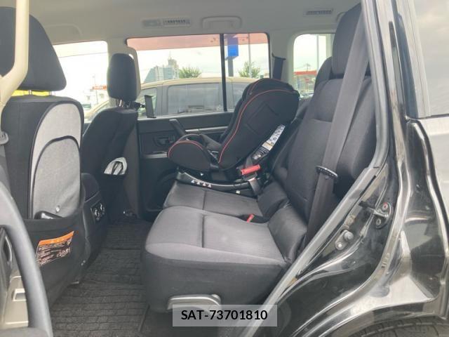 Mitsubishi PAJERO 2015-12 8037541-24