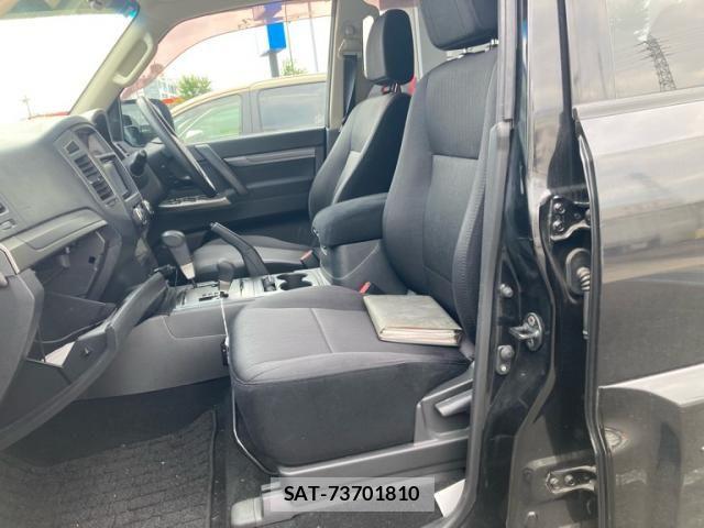 Mitsubishi PAJERO 2015-12 8037541-25