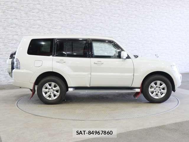 Mitsubishi PAJERO 2012-12 8037540-12