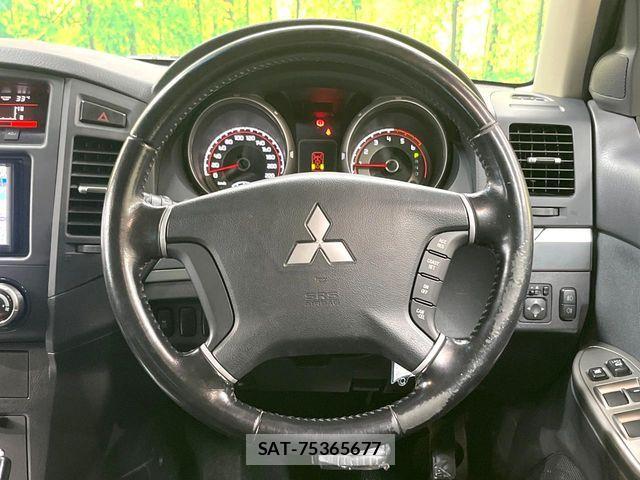 Mitsubishi PAJERO 2013-08 8101136-11
