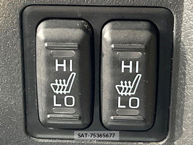 Mitsubishi PAJERO 2013-08 8101136-4