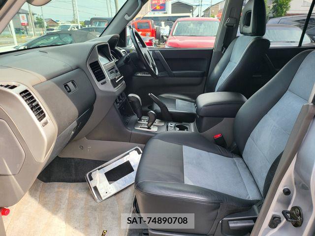Mitsubishi PAJERO 2005-11 8101137-9