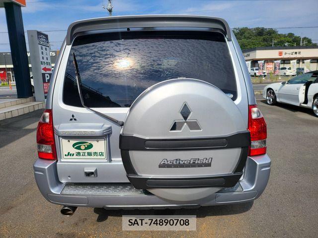 Mitsubishi PAJERO 2005-11 8101137-15