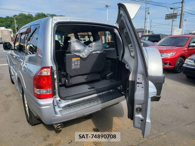 Mitsubishi PAJERO 2005-11 8101137-7