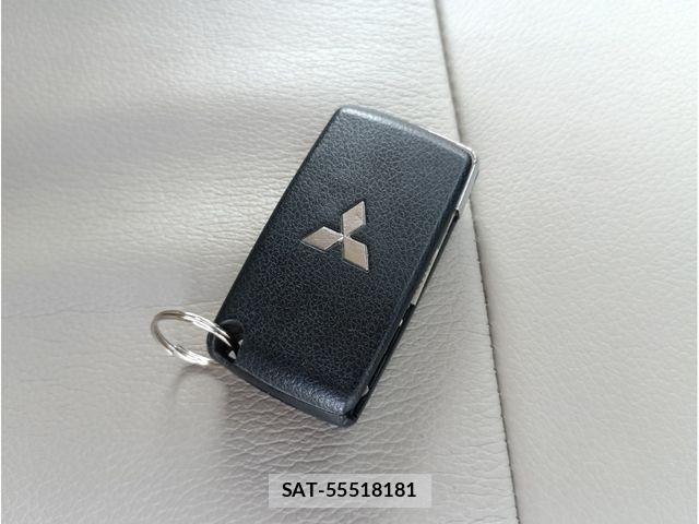 Mitsubishi PAJERO 2016-11 8131828-13