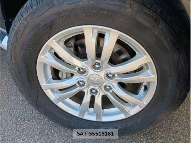 Mitsubishi PAJERO 2016-11 8131828-3