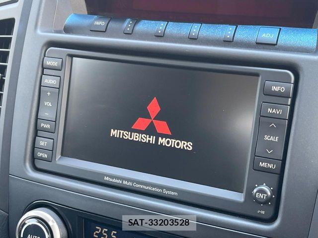 Mitsubishi PAJERO 2006-12 8209469-3