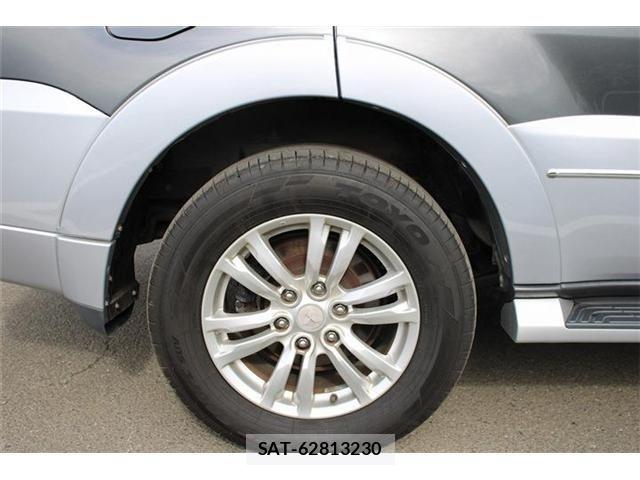 Mitsubishi PAJERO 2014-09 8231247-17