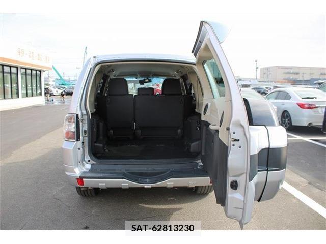 Mitsubishi PAJERO 2014-09 8231247-23