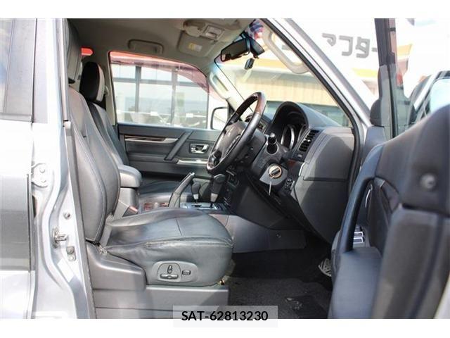 Mitsubishi PAJERO 2014-09 8231247-28