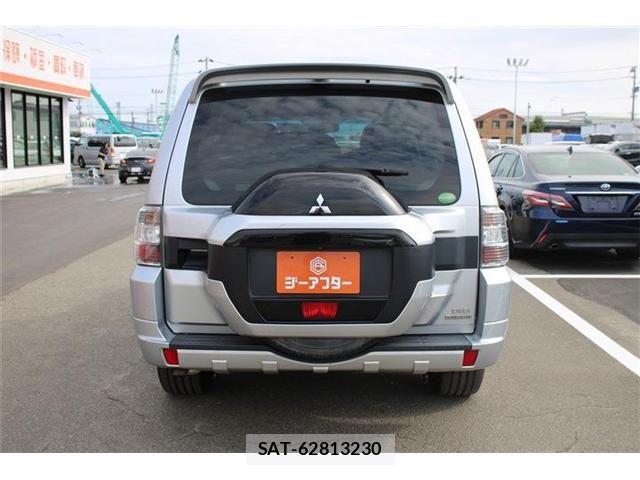 Mitsubishi PAJERO 2014-09 8231247-5