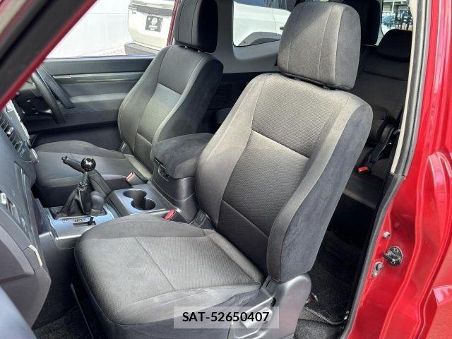 Mitsubishi PAJERO 2009-11 8246300-9