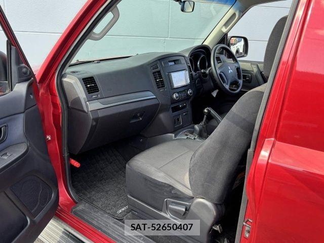 Mitsubishi PAJERO 2009-11 8246300-8