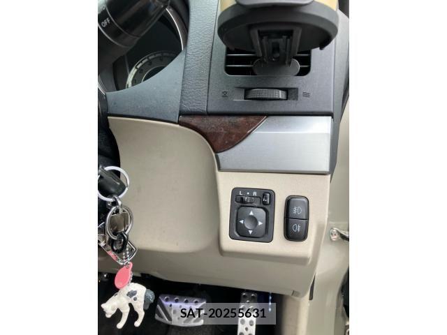 Mitsubishi PAJERO 2014-07 8246299-13