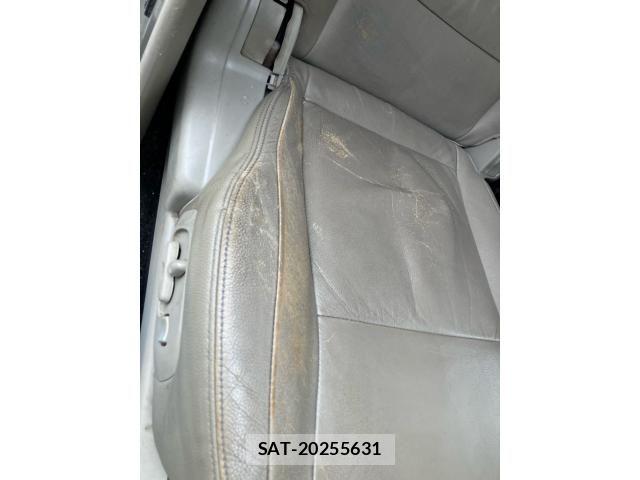 Mitsubishi PAJERO 2014-07 8246299-15
