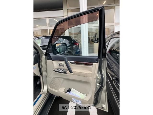 Mitsubishi PAJERO 2014-07 8246299-21