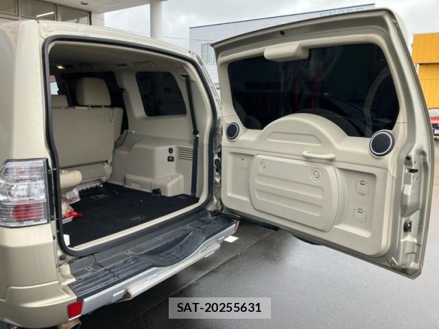 Mitsubishi PAJERO 2014-07 8246299-22