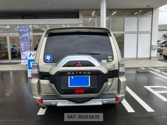 Mitsubishi PAJERO 2014-07 8246299-3