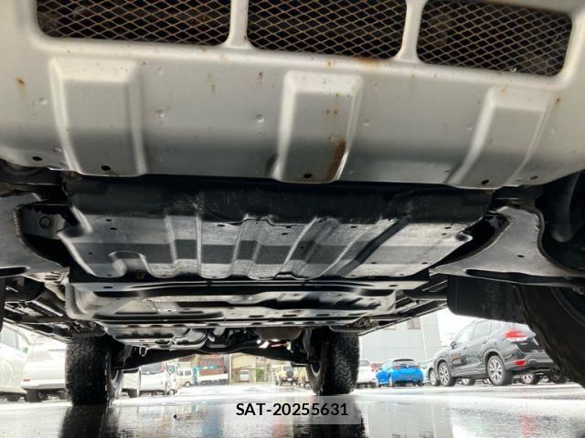 Mitsubishi PAJERO 2014-07 8246299-6