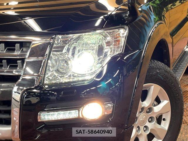 Mitsubishi PAJERO 2015-07 8246298-13