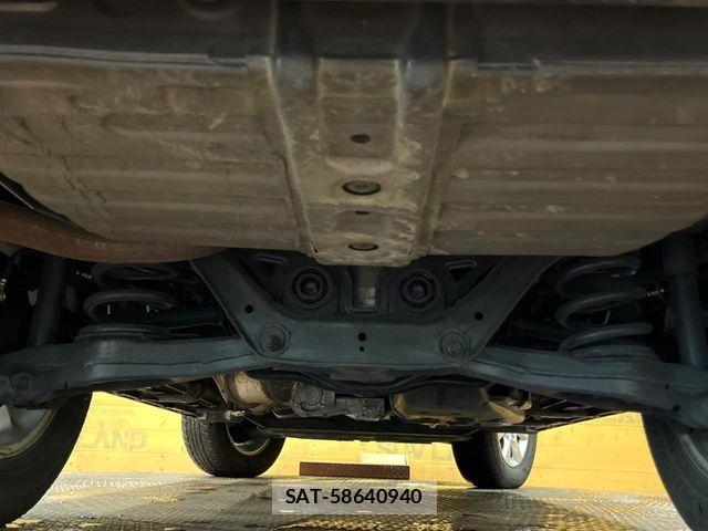 Mitsubishi PAJERO 2015-07 8246298-19