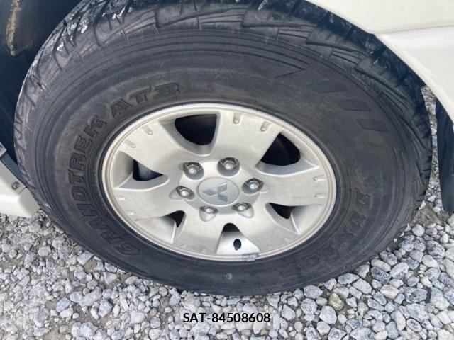 Mitsubishi PAJERO 2004-10 8246302-8