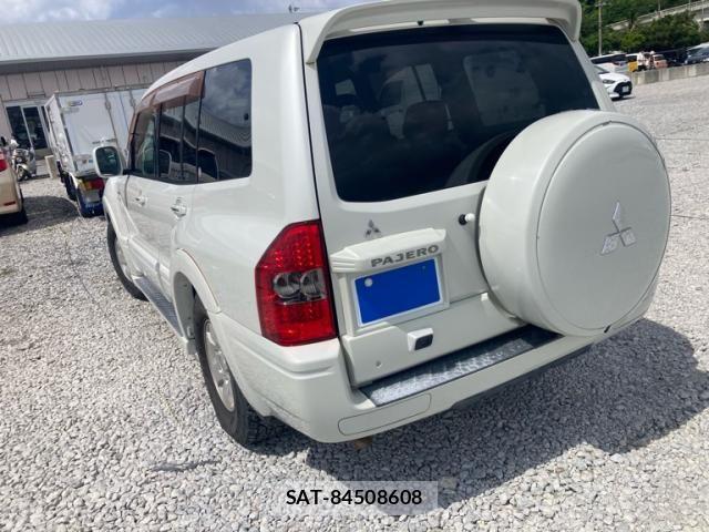 Mitsubishi PAJERO 2004-10 8246302-4
