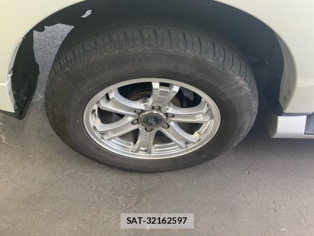 Mitsubishi PAJERO 2015-03 8246301-9