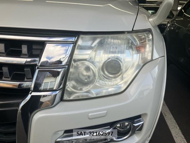 Mitsubishi PAJERO 2015-03 8246301-3