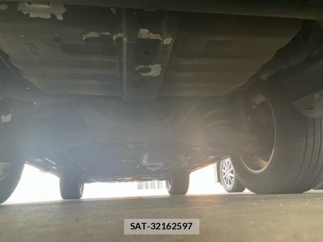 Mitsubishi PAJERO 2015-03 8246301-7