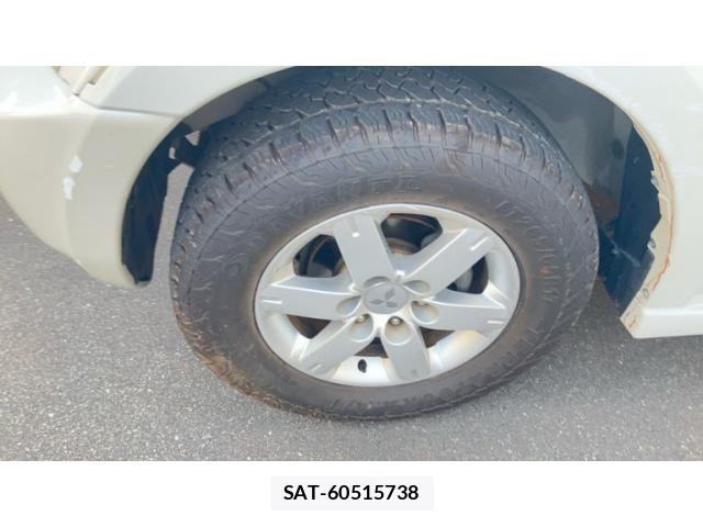 Mitsubishi PAJERO 2005-07 8337343-28